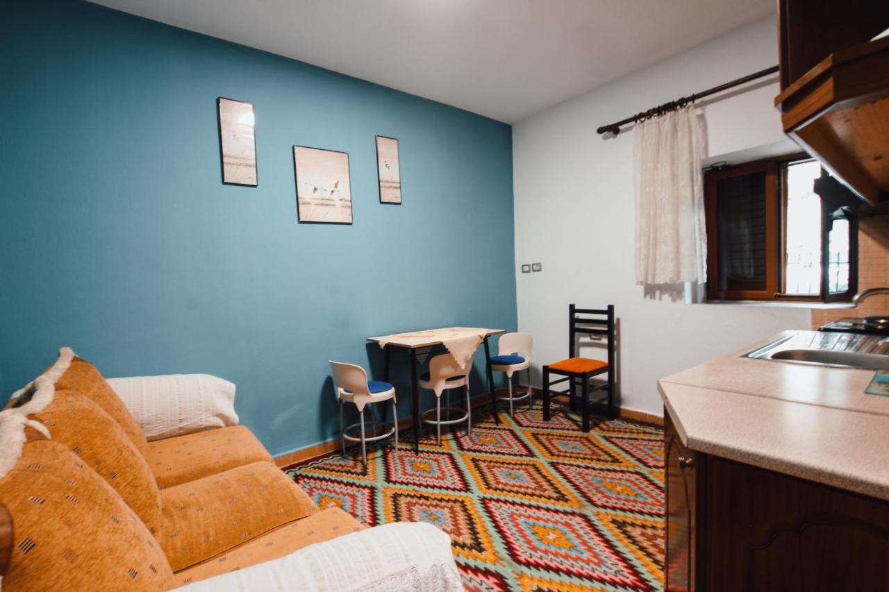 Bb Traditional Apartment Gjirokastër Exterior foto